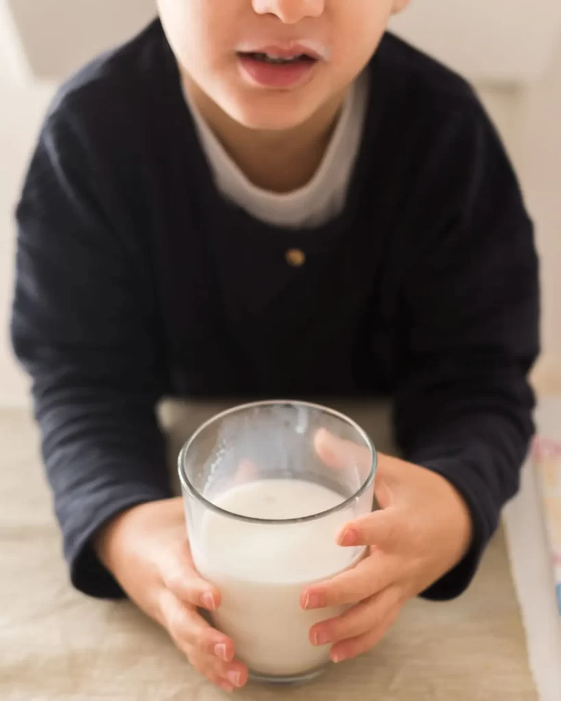 sore throat drink cashew milk